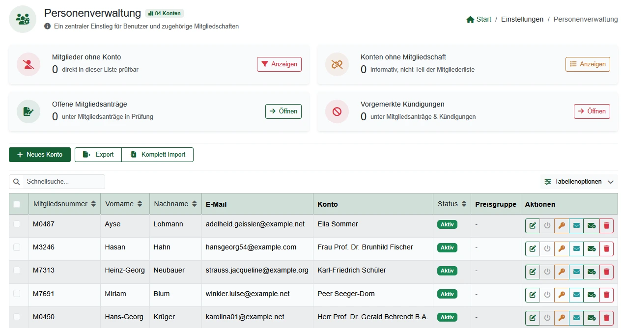 Membership management in e-MasterClub